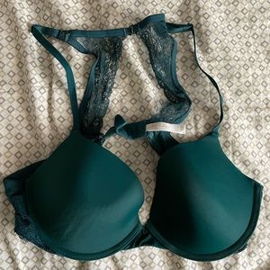 Apt 9 size 38B bra
